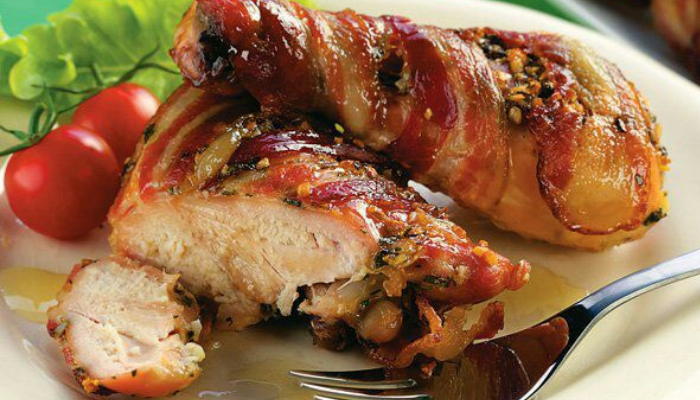 Coxas de frango com bacon e requeijão