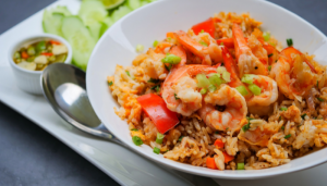 Arroz colorido com camarão - Blog alhocomalecrim