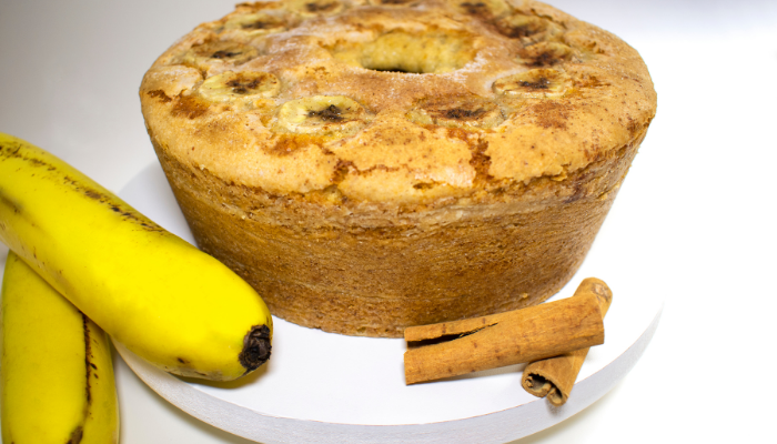 Bolo de banana com canela - Blog Alhocomalecrim