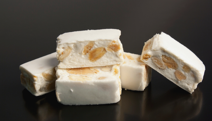 Torrone de amendoim caseiro - Blog Alhocomalecrim