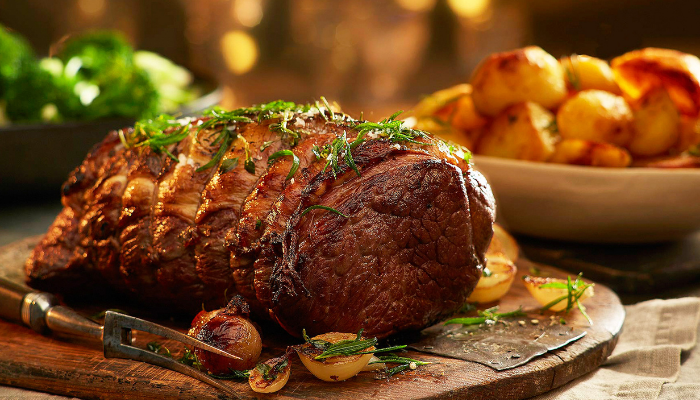 Rosbife de lagarto em ervas finas - Blog Alhocomalecrim