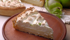 Torta chiffon de limão - Blog alhocomalecrim