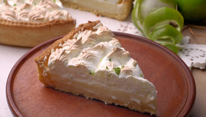 Torta chiffon de limão - Blog alhocomalecrim