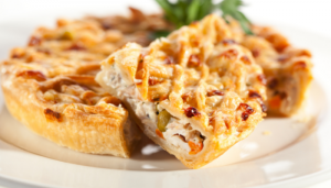 Torta de frango com catupiry - Blog alhocomalecrim