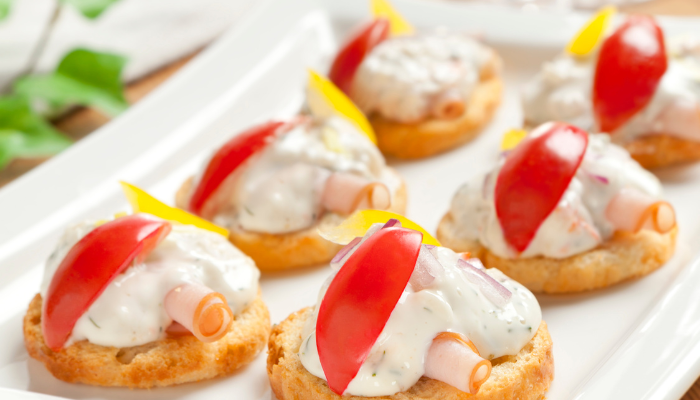 Canapé de Parmesão e Ricota - Blog Alhocomalecrim
