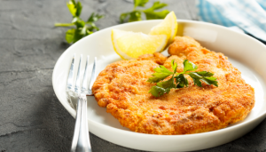 Schnitzel o bife crocante suiço - Blog Alhocomalecrim