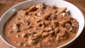 Estrogonofre de carne de veado - Blog Alhocomalecrim.com