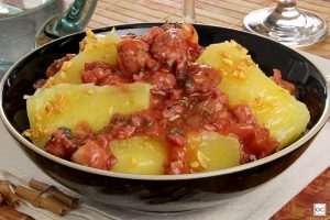 ragu de linguica toscana e mandioca - Blog Alhocomalecrim.com