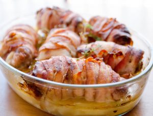 receita de sobrecoxa desossada e recheada - blog alhocomalecrim.com