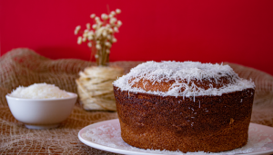 Bolo de coco - Blog Alhocomalecrim.com