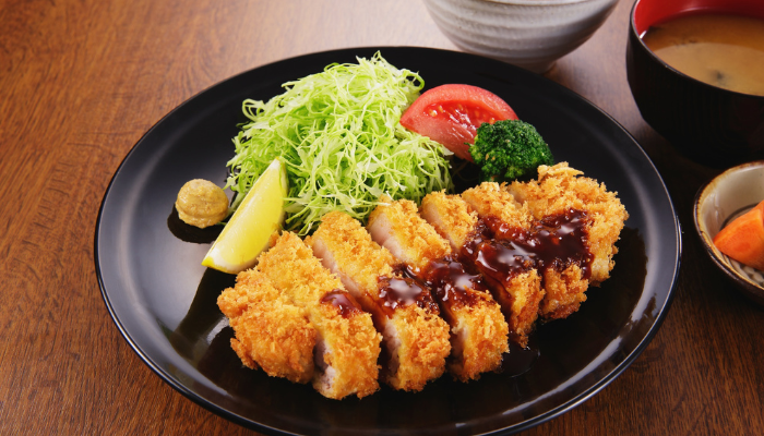 Tonkatsu Costeleta Japonesa - Blog Alhocomalecrim.com