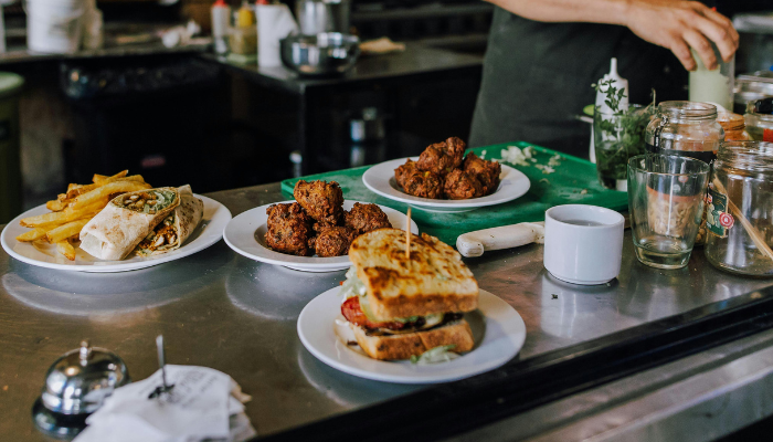 Sanduíche de Falafel Crocante - Blog Alhocomalecrim.com