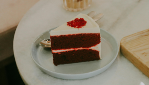 Bolo Red Velvet com Cream Cheese- Blog Alhocomalecrim.com