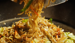 Macarrão Instantâneo Incrementado - Blog Alhocomalecrim.com