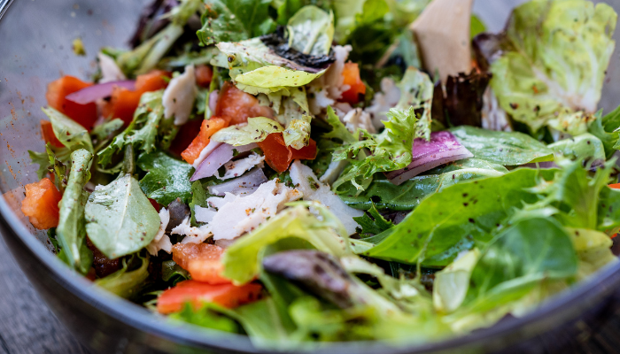 Salada de rúcula fresca - Blog Alhocomalecrim.com