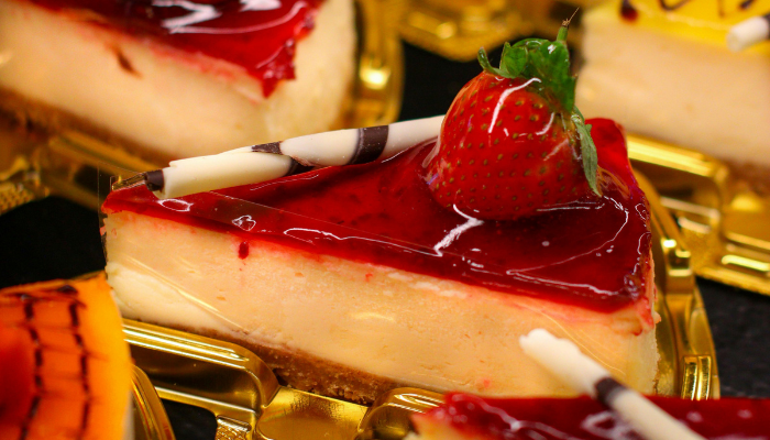 Torta de morango cremosa - Blog Alhocomalecrim.com