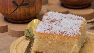 Bolo de Maracujá com Coco - Blog Alhocomalecrim