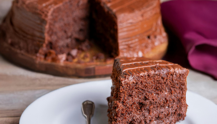 Bolo de chocolate e avelã - Blog Alhocomalecrim