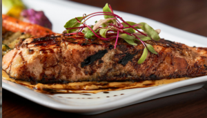 Salmão Grelhado com Legumes - Blog Alhocomalecrim