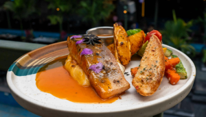 Salmão com Molho de Alcaparras - Blog Alhocomalecrim