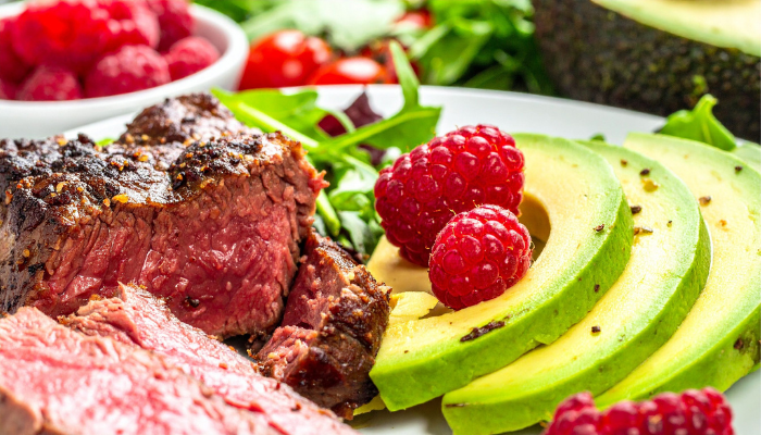 Bife com abacate - Blog Alhocomalecrim