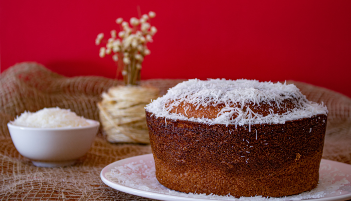 Bolo de Maizena com Côco - Blog Alhocomalecrim