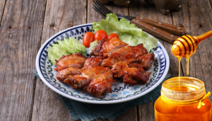 Frango Grelhado com Mel - Blog Alhocomalecrim