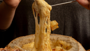 Queijo Quente com Paprica - Blog Alhocomalecrim