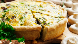 Torta de Frango com Cogumelos Secos - Blog Alhocomalecrim