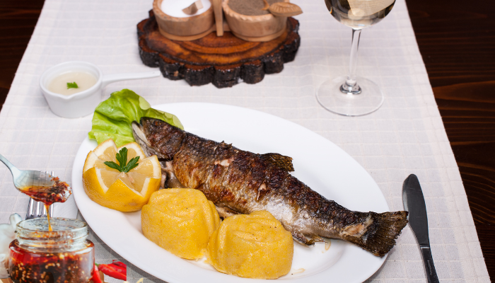 Truta ao molho de Vinho e Alho - Blog Alhocomalecrim