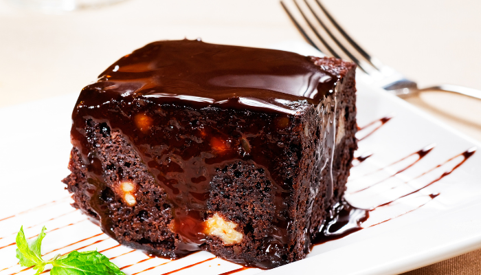 Bolo de Nozes com Chocolate Branco - Blog Alhocomalecrim