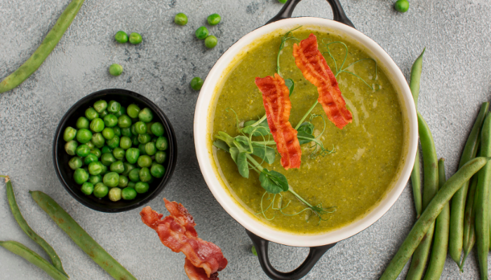 Sopa de ervilha com bacon - Blog Alhocomalecrim