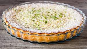 Torta de Limão e Coco Ralado - Blog Alhocomalecrim