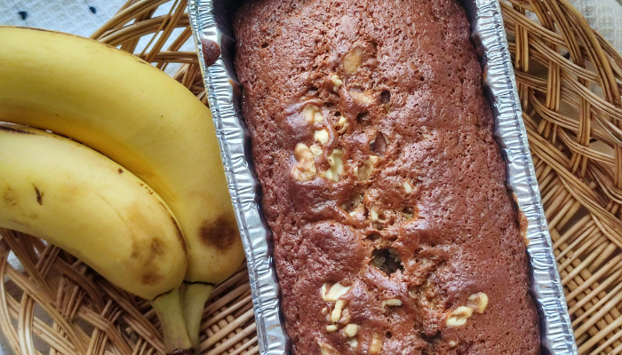 Bolo de Banana com Nozes - Blog Alhocomalecrim
