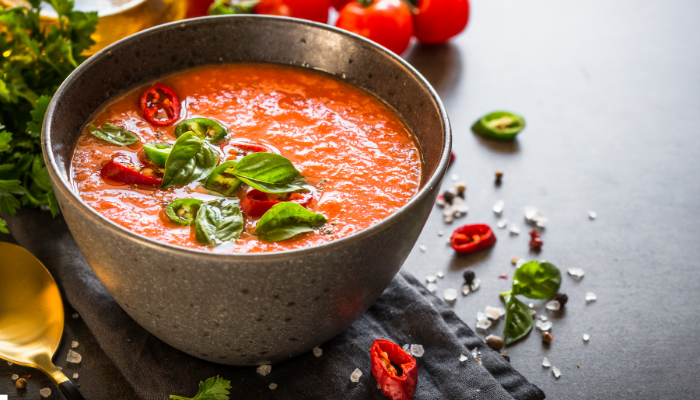 Sopa de Tomate com Basilico - Blog Alhocomalecrim
