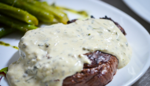 Alcatra Grelhada com Molho de Gorgonzola - Blog Alhocomalecrim.com