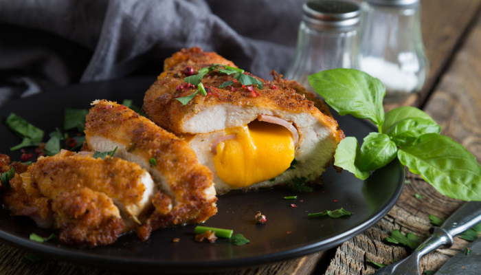 Frango Recheado com Presunto e Queijo - Blog Alhocomalecrim.com